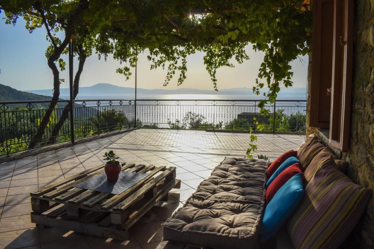 Coastal Stone Residence With Spectacular Scenery Kitriaí Extérieur photo